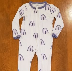 **SOLD**Kyte zip footie